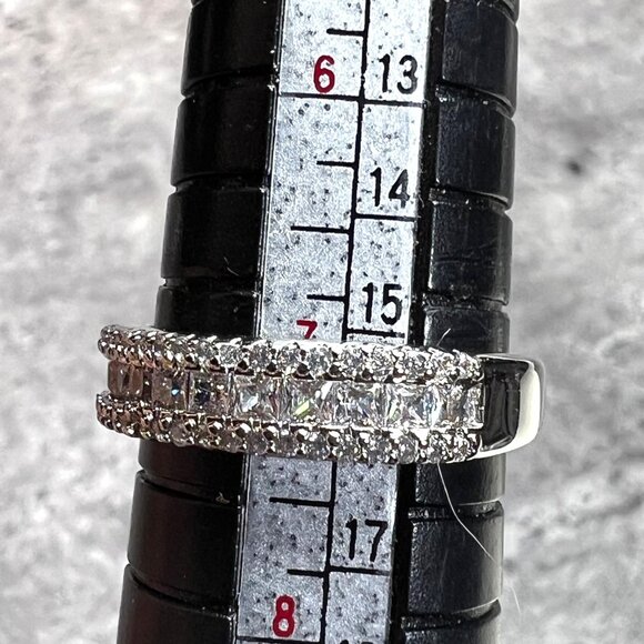 Ring Bomb Party Ring, size 7, CZ looking mini stones - Picture 5 of 5